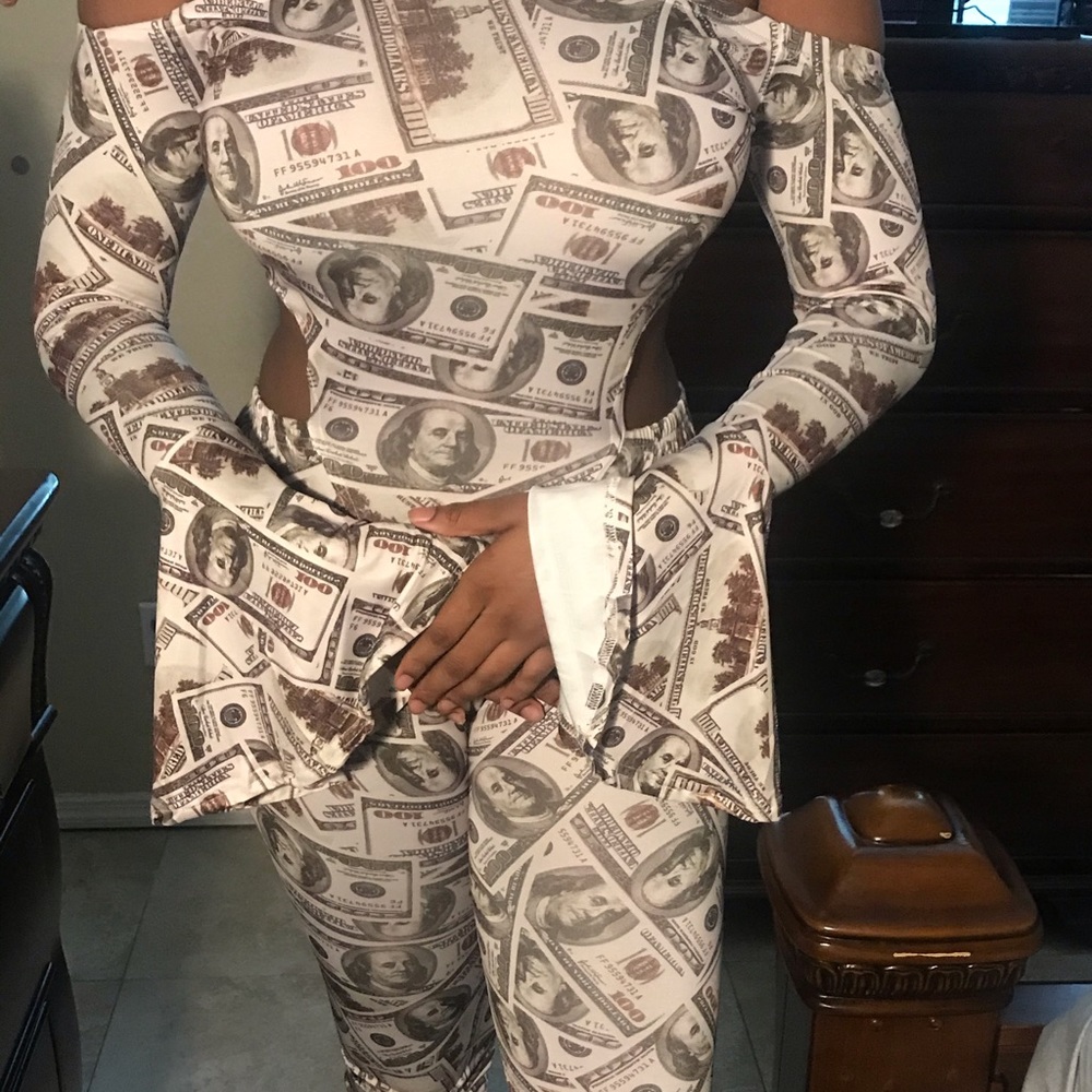 Money bodysuit 💰